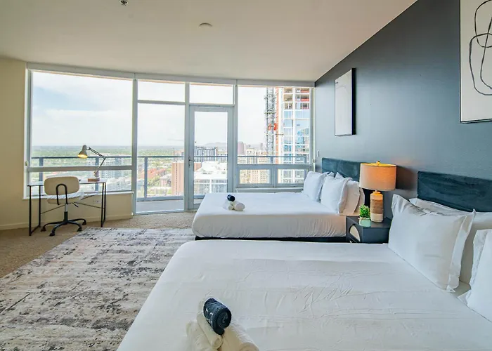Apartamento Bright & Stylish 2br High-rise Pool Gym Access